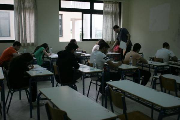 Το “άγχος των εξετάσεων” και πως η πίεση των γονιών μεταφέρεται στα παιδιά