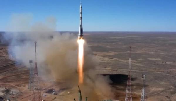 Ρωσικό ερευνητικό σκάφος απογειώθηκε με προορισμό τη Σελήνη