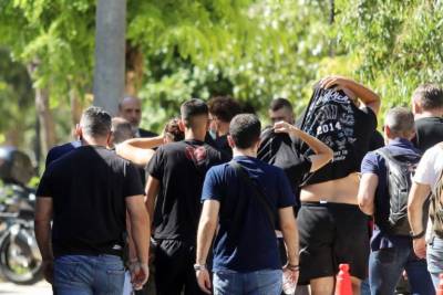 Δολοφονία 15χρονου στην Καλλιθέα: Ομολόγησε ένας ακόμη ανήλικος, αναζητούνται δέκα άτομα (βίντεο)