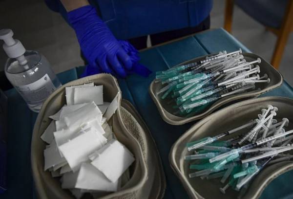 Ιαπωνία: Εγκρίθηκε από το υπουργείο Υγείας το εμβόλιο της Pfizer