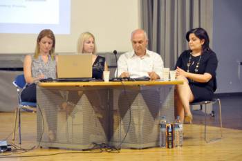 Βία κατά των γυναικών: 1 στις 2 κακοποιημένες δεν καταγγέλλει το σύζυγο (βίντεο)