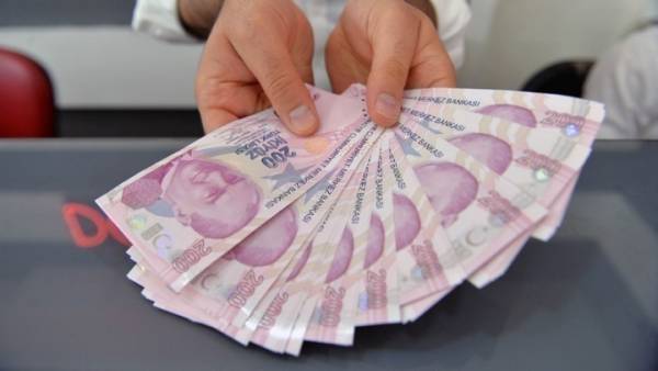 Μεγάλη αύξηση των επιτοκίων στην Τουρκία - Ανατροπή στη νομισματική πολιτική