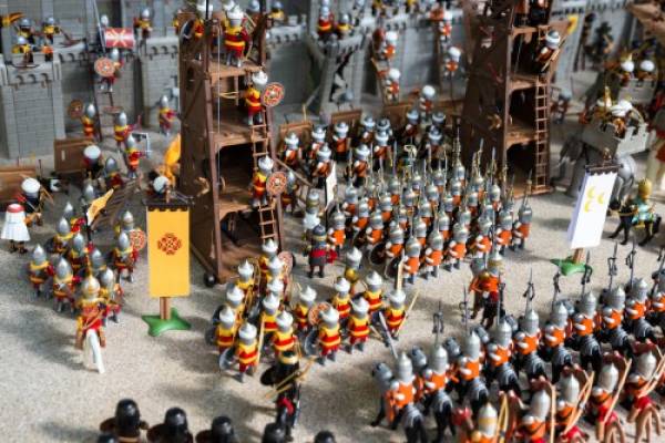 Τρεις χιλιάδες φιγούρες playmobil θα στηθούν το Σαββατοκύριακο στη Θεσσαλονίκη