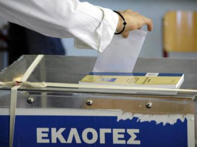 Μεγάλη τηλεφωνική δημοσκόπηση: Μετρήσεις για Καλαμάτα, Περιφέρεια, κόμματα και μέσα ενημέρωσης