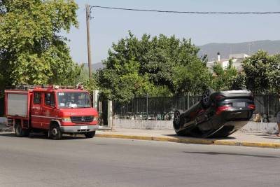 Καλαμάτα: Τροχαίο με ανατροπή αυτοκινήτου και τραυματισμό