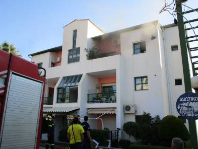 Φωτιά σε διαμέρισμα από κατσαρόλα