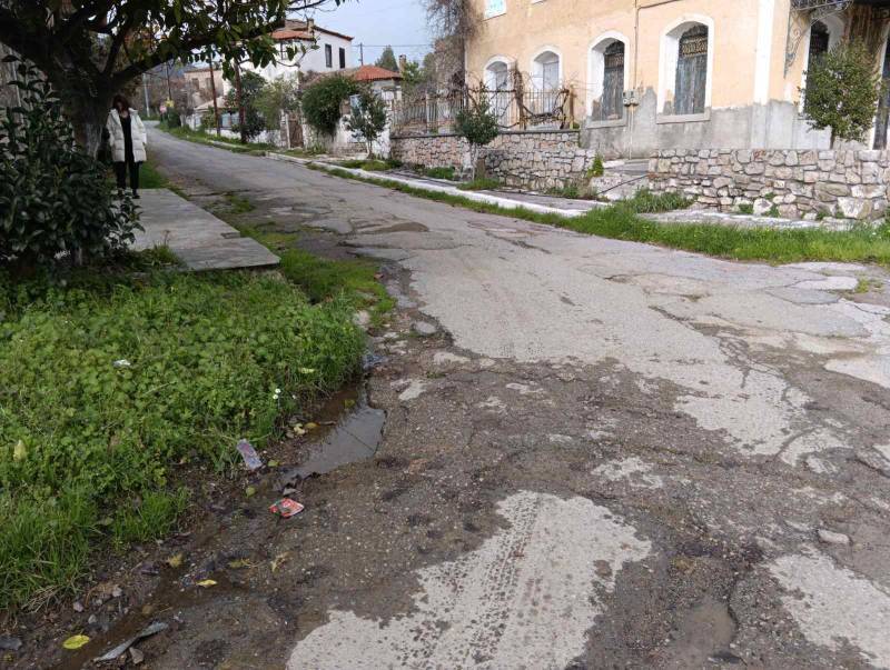 Δημοτικό Συμβούλιο Μεσσήνης: Τα προβλήματα οδοποιίας κυριάρχησαν στη συνεδρίαση λογοδοσίας