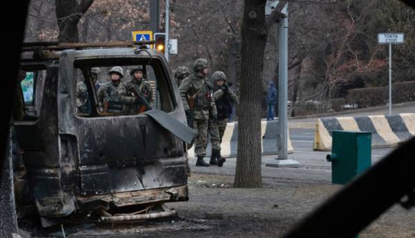 Καζακστάν: Σχεδόν 10.000 συλλήψεις για τις ταραχές - Πότε αποχωρούν τα ξένα στρατεύματα