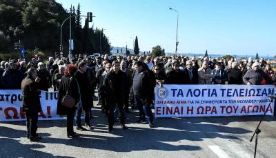 Κινητοποίηση σε Ηλεία και Αχαΐα: Εκλεισαν το δρόμο για το Πάτρα - Πύργος