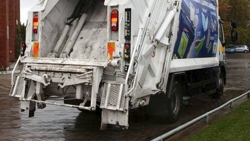 46χρονος Ρουμάνος ο άστεγος που κοιμόταν σε κάδο σκουπιδιών και βρέθηκε μέσα σε απορριμματοφόρο