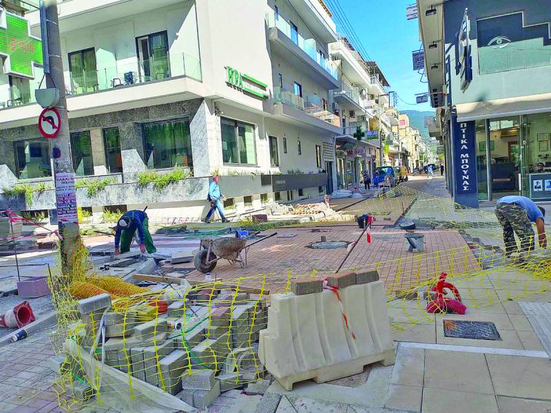 Με καλό ρυθμό οι εργασίες ανάπλασης στην Αναγνωσταρά - Στο "τραπέζι" διακοπή για τις γιορτές