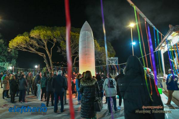 Καλαμάτα: Με αερόστατα και μακαρονάδα γιόρτασαν την Αποκριά στα Λέικα (φωτογραφίες)