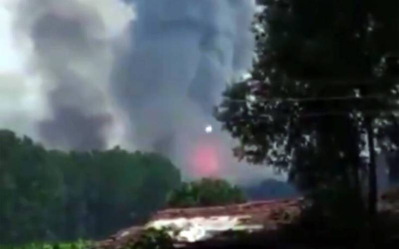 Τουρκία: Ισχυρή έκρηξη σε εργοστάσιο πυροτεχνημάτων (Βίντεο)