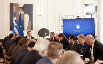 Υπουργικό συμβούλιο: Μετά το Πάσχα οι εκλογές - Έως τα τέλη της επόμενης εβδομάδας οι ανακοινώσεις για τον κατώτατο μισθό (Βίντεο)