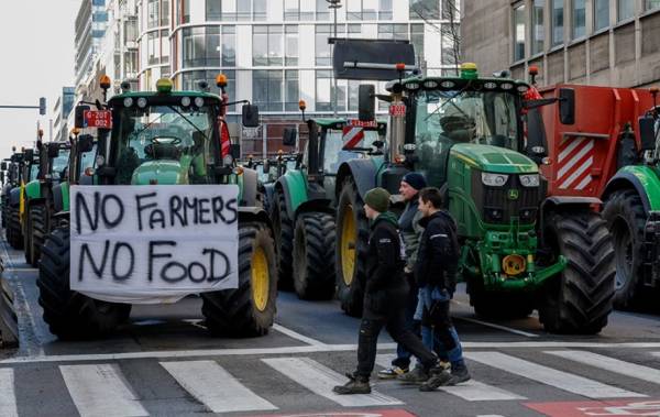 Ραντεβού στις Βρυξέλλες δίνουν τη Δευτέρα οι αγρότες