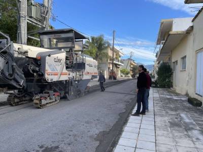Ασφαλτοστρώσεις σε δρόμους της Μεσσήνης