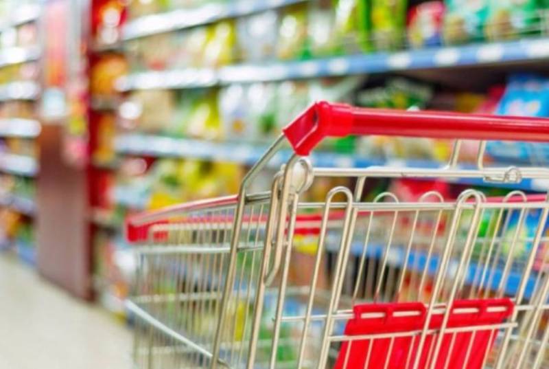 Αποκλίσεις στις τιμές τυποποιημένων προϊόντων σουπερμάρκετ εντοπίζει έρευνα της ΤτΕ