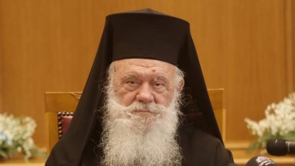 Αρχιεπίσκοπος Ιερώνυμος: Οι ισχυροί του κόσμου να δώσουν την χαριστική βολή στα κυκλώματα των εγκληματιών διακινητών