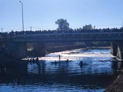 Εορτασμός Θεοφανίων στη γέφυρα του Παμίσου στη Μεσσήνη
