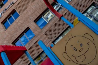 Κιβωτός του Κόσμου: Πατέρας Αντώνιος και πρεσβυτέρα καλούνται ως ύποπτοι για τρία κακουργήματα (βίντεο)