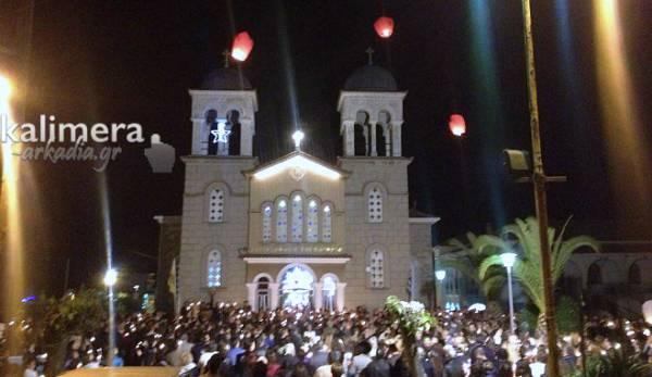 Ανάσταση με αερόστατα στον ουρανό της Τρίπολης