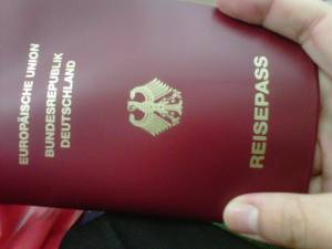Σύρος συνελήφθη με πλαστό διαβατήριο πριν φύγει από Καλαμάτα για Λονδίνο