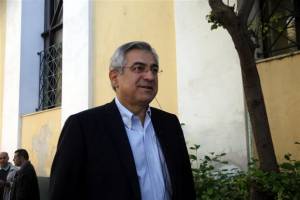 Μ. Καρχιμάκης: Προσχωρεί στο κόμμα του Γ. Παπανδρέου