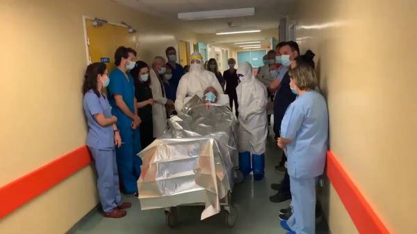 Πανεπιστημιακό νοσοκομείο Λάρισας: Αποσωληνώθηκαν τρεις ασθενείς με κορονοϊό -Τι δήλωσε ο διεθυντής της ΜΕΘ