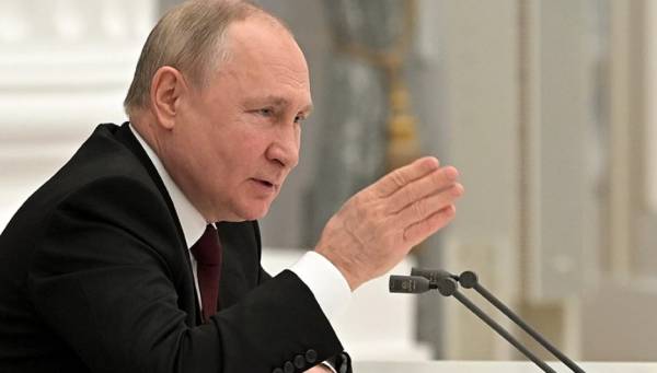 Πούτιν: Η ρωσική οικονομία αντέχει το πλήγμα των κυρώσεων της Δύσης