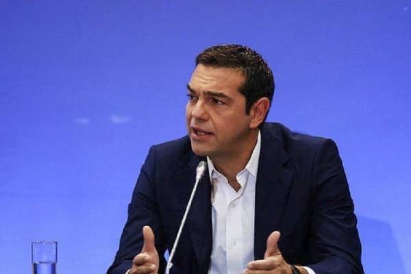 Τσίπρας προς Μητσοτάκη: Γκάφα ολκής η κατάργηση του υπουργείου Μεταναστευτικής Πολιτικής