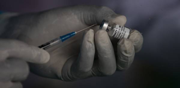 Εμβόλιο: Αυξάνονται τα ραντεβού - «Σπάει» το φράγμα των 6 εκατ. εμβολιασμών, λέει ο Γεωργαντάς