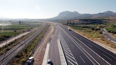 Κόβει κορδέλα ο Τσίπρας στο Κόρινθος - Πάτρα 