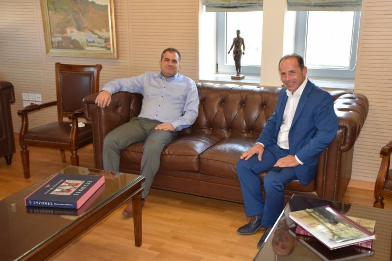 Καλαμάτα: Ο δήμαρχος Ραφήνας - Πικερμίου επισκέφθηκε τον Βασιλόπουλο