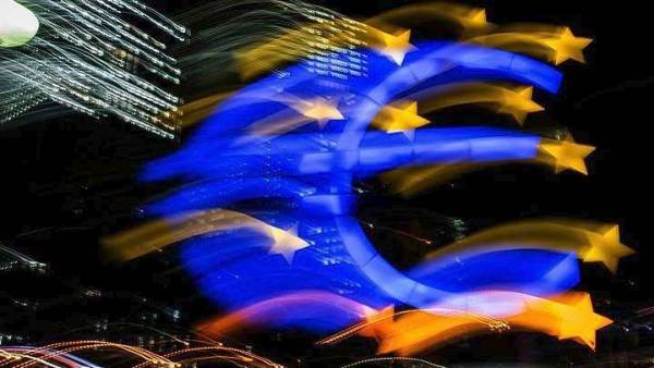 Σημαντική αύξηση του εμπορικού πλεονάσματος της ευρωζώνης παρά την ενίσχυση του ευρώ