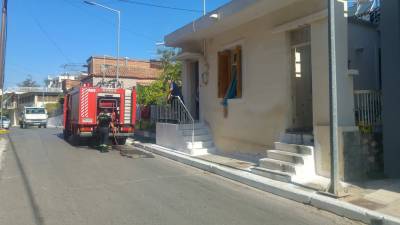 Καλαμάτα: Κινητοποίηση της Πυροσβετικής για πυρκαγιά σε πλυντήριο