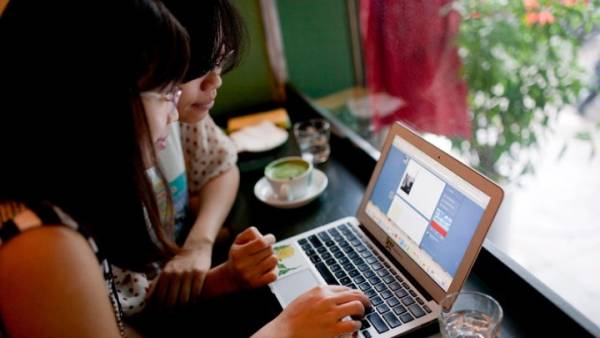 Βιετνάμ: Σε ισχύ από την Πρωτοχρονιά νόμος για περιορισμό της ελευθερίας στο διαδίκτυο