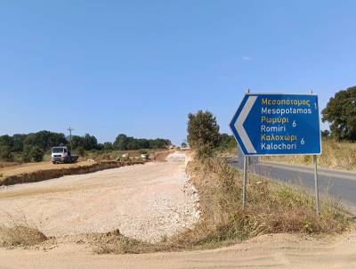 Εντατικοί ρυθμοί στο Καλαμάτα - Μεθώνη: Εργασίες σε πολλά σημεία του οδικού άξονα