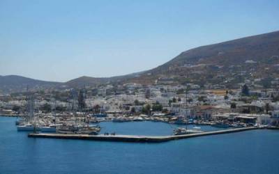 Απίστευτο περιστατικό στην Πάρο: Έξι 18χρονοι θετικοί στον κορονοϊό δεν έβρισκαν κατάλυμα! (βίντεο)