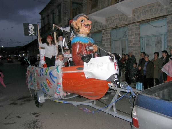 Παρέλαση καρναβαλιού στο Διαβολίτσι