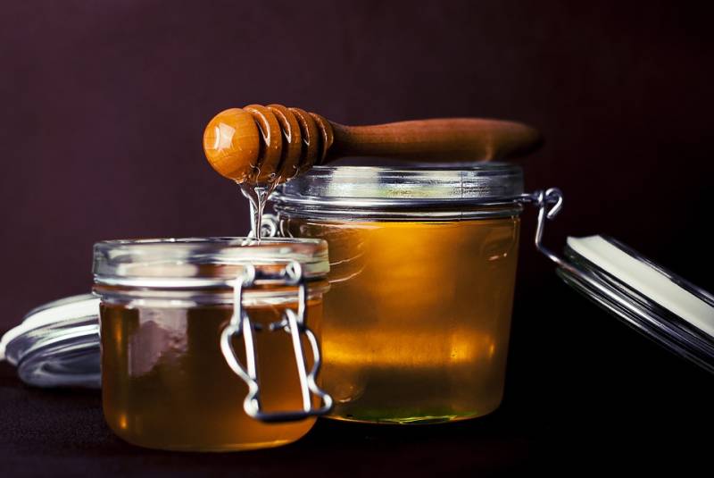 Αυξάνεται παγκοσμίως η νοθεία στο μέλι - Ένα στα 7 βάζα περιέχει ζάχαρη και σιρόπια