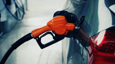 Από ρεκόρ σε ρεκόρ η τιμή της βενζίνης (Βίντεο)