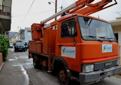 Ασυνεννοησία τηλεφωνικού κέντρου βλαβών ΔΕΔΔΗΕ με τεχνικές υπηρεσίες της ΔΕΗ