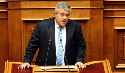 Χρυσομάλλης: "Να καταργηθεί ο νόμος για τα ομόφυλα ζευγάρια" - Αιχμηρό άρθρο του βουλευτή της ΝΔ για την κυβέρνηση