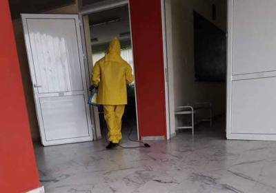 Ξεκίνησε η απολύμανση σχολείων για τον κορονοϊό στην Τριφυλία - Κλείνουν και τα ΚΑΠΗ
