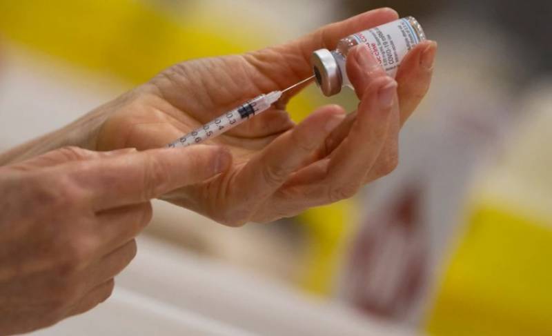 Κορονοϊός: Πώς ο εμβολιασμός των ενηλίκων προστατεύει τα ανεμβολίαστα παιδιά