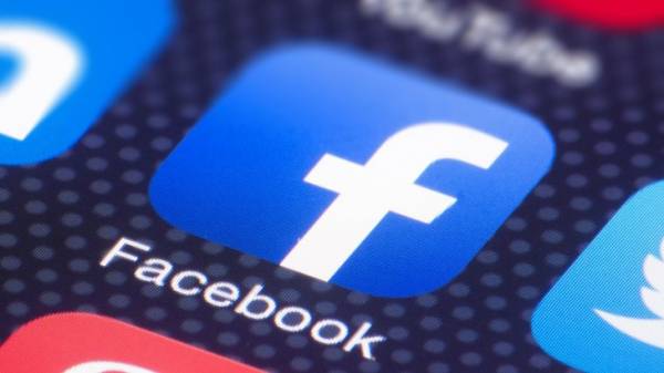 Κορονοϊός: Το Facebook στη μάχη κατά των fake news