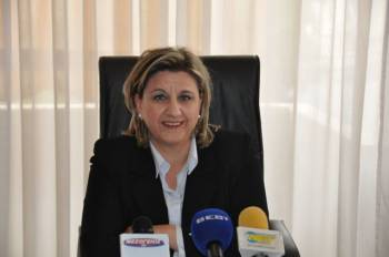 Εντονη διαμαρτυρία της Αλειφέρη για το σύνθημα &quot;ΕΑΜ - ΕΛΑΣ - Μελιγαλάς&quot; στη συγκέντρωση για την ΕΡΤ