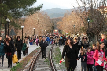 Το τρένο σφύριξε... εορταστικά στη διαδρομή Καλαμάτα - Χράνοι