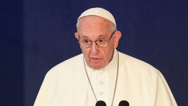 Την &quot;οδύνη&quot; και &quot;ντροπή&quot; της Εκκλησίας για τα &quot;απεχθή εγκλήματα&quot; του κλήρου εκφράζει ο πάπας Φραγκίσκος