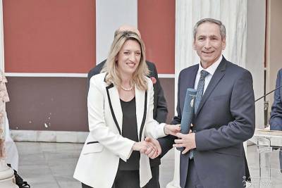 Δημοσιογραφικό βραβείο στον Κώστα Φίλανδρο για τα &quot;Νέα της Μεγαλοπόλεως&quot;